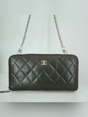 Authentic CHANEL Matelasse Quilted WOC‎ Crossbody Clutch Wallet Card Holder